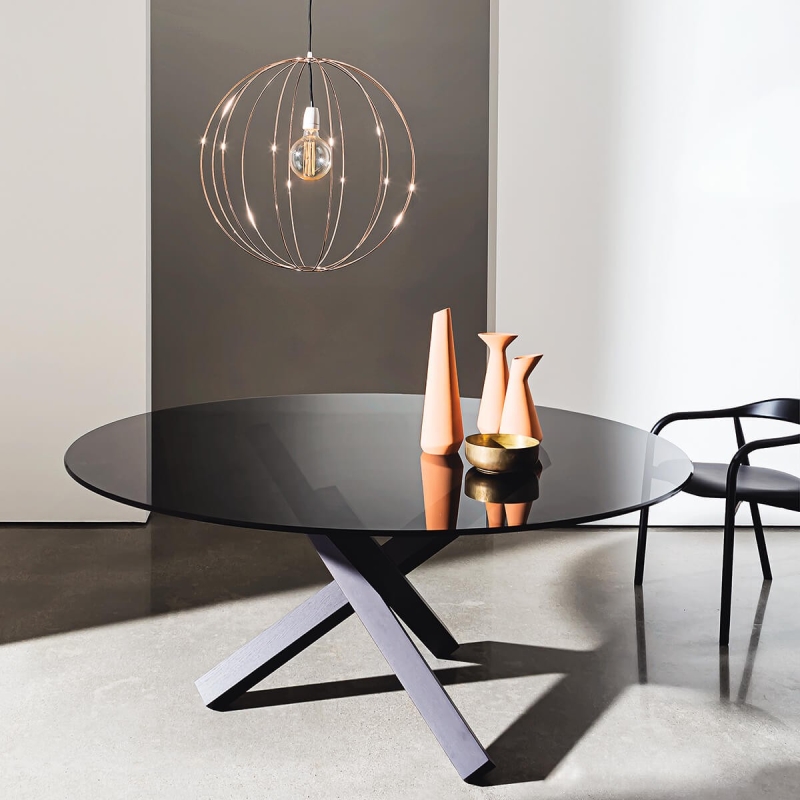 Mesa de Comedor negra de diseño  Mesas de comedor negras, Mesa de diseño,  Mesa de comedor
