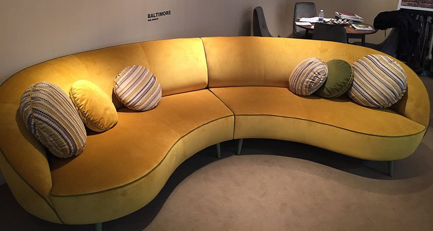 sofa_irregular_amarillo