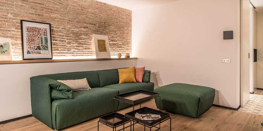 Coblonal interiorismo, sala sofa verde