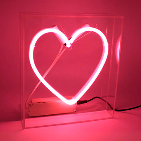caja-de-neon-heart