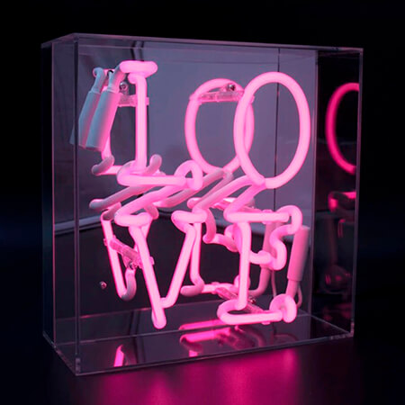 caja-neon-love