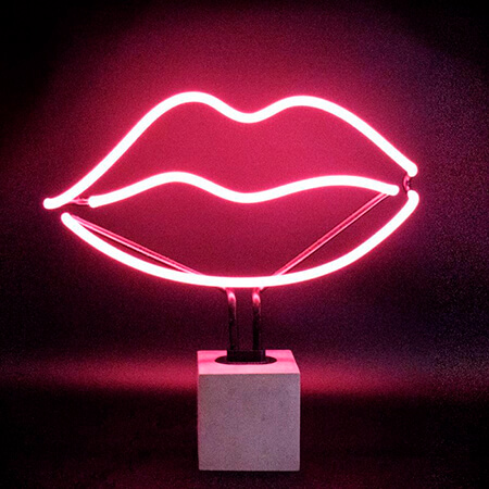 neon-lips